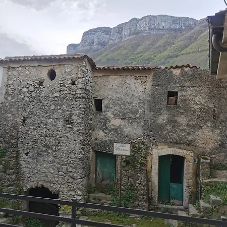 Zi Camillo Nocleg ze śniadaniem Sicignano degli Alburni